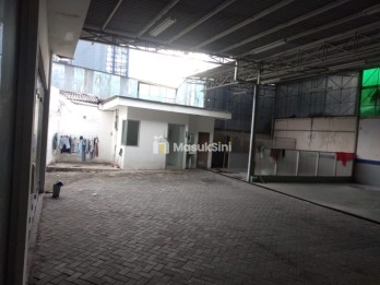 Disewakan Gudang Luas 590 m2 di Raya Mayjend Sungkono, Surabaya