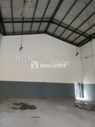 Gudang Gandeng harga ekonomis di Bizpark Cakung