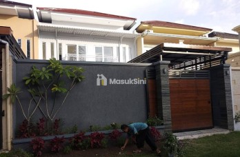 Investasi Villa 2 Lantai 2 Kamar Senggigi Lombok Barat NTB
