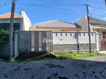 Jual Cepat! Rumah SiapHuni di Lebak Arum, Surabaya.