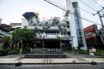 Jual Hotel Mewah Masih Aktif di Jalan Raya Legian