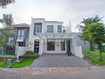 Jual Rumah Mewah Baru Gress di Royal Park, Citraland, Surabaya.