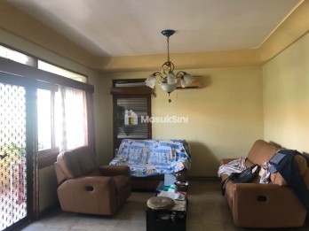 Jual Rumah Mewah Taman Kartini di Jakarta Pusat Siap Huni
