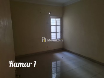 Jual Rumah Siap Pakai di Kebon Baru, Tebet, Jakarta Selatan