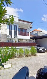 Jual Rumah Tinggal Hadap Utara 2 Lantai 3 Kamar A Yani Denpasar Utara