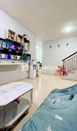 Jual Rumah Tinggal Hadap Utara 2 Lantai 3 Kamar A Yani Denpasar Utara