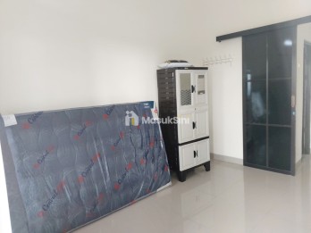 Kost Putri Dekat UNIMUS Semarang, UNDIP Semarang, RSD K.R.M.T. Wongsonegoro