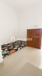 Kost Putri Dekat UNIMUS Semarang, UNDIP Semarang, RSD K.R.M.T. Wongsonegoro