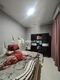 Lagi Jual BU Rumah di Cimanggu dengan Halaman yang luas