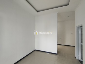 RUMAH ONPROGRESS 2 LANTAI DI GUNUNG ANYAR SURABAYA DEKAT UPN RUNGKUT