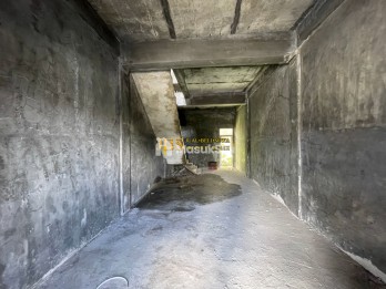 Ruko 3 Tingkat Dijual di Komplek Raztan Palace -