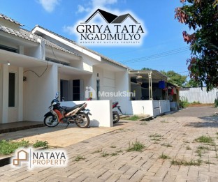 Rumah Griya Tata Ngadimulyo Sukorejo, Dekat