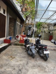 Rumah Semi Villa Furnished 3 Kamar Buluh Indah Denpasar Utara