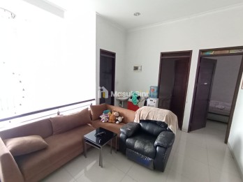 Rumah dijual di komplek Batununggal dekat pusat kota bandung