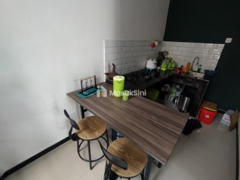 Rumah mewah 2 lantai di lokasi strategis bukan lagi impian!