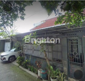 Rumah nyaman, area tengah kota Malang