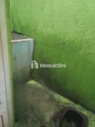 dijual rumah 3 lantai di mangkang