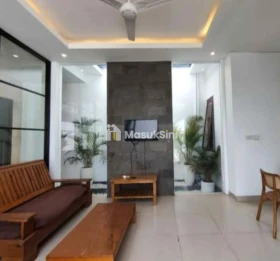 Sewa Villa Siap Huni Hadap Utara Full Furnished 3 Kamar Kerobokan