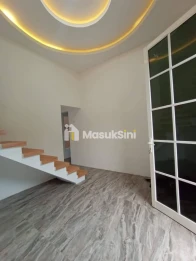 RUMAH VILLA BATU DEKAT MALL BATOS (BUTUH UANG)