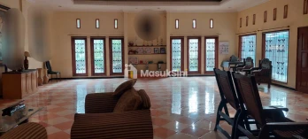 RUMAH LUAS LOKASI STRATEGIS DI SAWOJAJAR KOTA MALANG