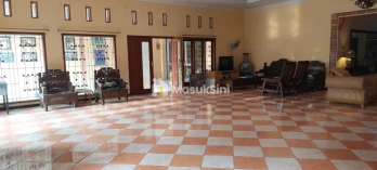 RUMAH LUAS LOKASI STRATEGIS DI SAWOJAJAR KOTA MALANG