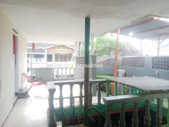 RUMAH 2 LANTAI LOKASI SULFAT KOTA MALANG