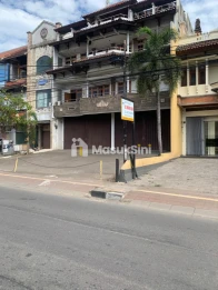 Ruko 4 Lantai Strategis di Jl. Gatot Subroto Denpasar – Dekat Living World,