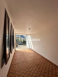 RUMAH BARU 2 LANTAI SIAP HUNI LOKASI DI ARAYA KOTA MALANG