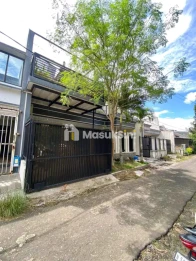 RUMAH 1,5 LANTAI LOKASI SAWOJAJAR 1 MALANG