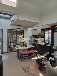 RUMAH MODERN 400 JUTAAN DI SERPONG! Lokasi Diapit 3 Tol! Cicilan Mulai 2 Ju