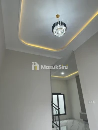 RUMAH BARU MINIMALIS LOKASI SULFAT BLIMBING