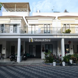 ? DIJUAL MURAH RUMAH SIAP HUNI – KOMPLEK JEWEL