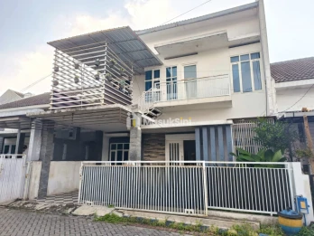 DI JUAL RUMAH LOKASI JALAN CANDI MENDUT SUHAT KOTA MALANG
