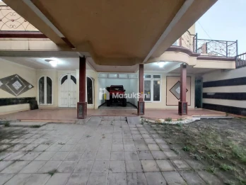 DIJUAL RUMAH LOKASI POROS JALAN BANJARARUM SINGOSARI MALANG