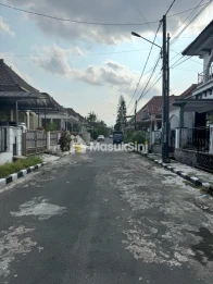 DIJUAL RUMAH SIAP HUNI POSISI HOOK LOKASI PERUM TAMAN SULFAT
