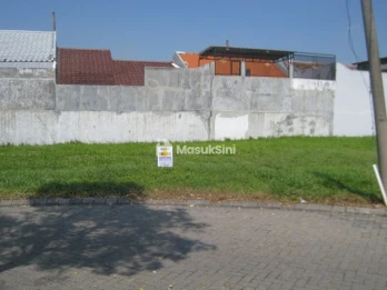 Dijual Cepat Tanah Luas 244m² di CitraLand Bukit Palma Surabaya, Harga Nego