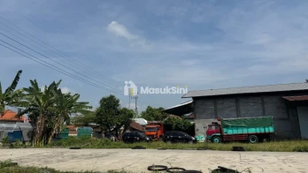 Dijual Gudang Luas di Raya Gudo, Kabupaten Jombang