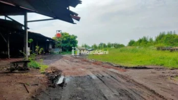 Dijual Pabrik di Raya Plamongansari, Semarang
