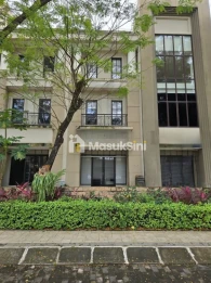 Dijual Ruko 3 Lantai Bagus di Belian, Batam