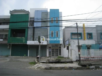 Dijual Ruko SiapGuna SHM di Raya Darmo Permai Utara, Surabaya