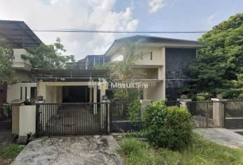 Dijual Rumah 2 Lantai Bagus di Sekupang, Batam