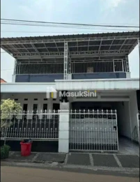 Dijual Rumah 2 Lantai Shm Jalan Ulujami Jakarta