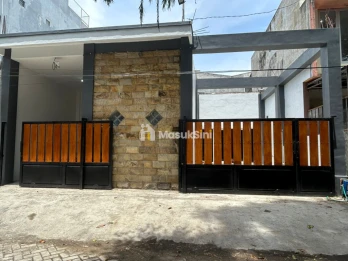 Dijual Rumah Baru Pondasi 3 lantai Lokasi Sawojajar 1 kota malang