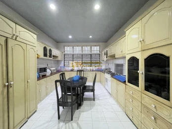 Dijual Rumah Hook 2 Tingkat di Jalan Labu (Daerah