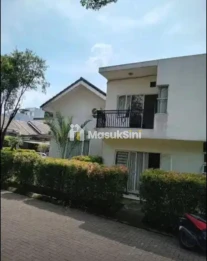 Dijual Rumah Hook di Rancamaya Golf Estate, Kota