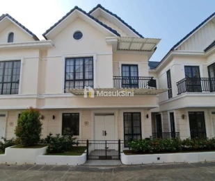 Dijual Rumah Klasik di Lavon 2, Tangerang