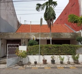 Dijual Rumah Lama Shm di Area Karang Wismo Kota Surabaya
