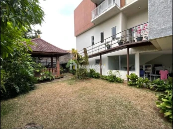 Dijual Rumah Luas Bagus di Jalan Chairil Anwar, Tangerang