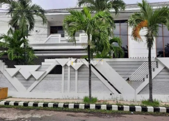 Dijual Rumah Mewah 2 Lantai di Dharmahusada Indah