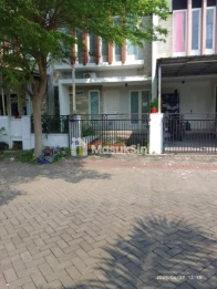Dijual Rumah Minimalis di Wisata Semanggi,